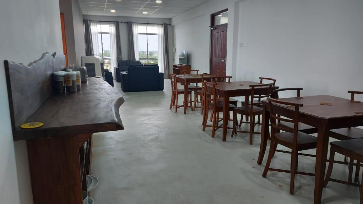 Jays Guest - Rajagiriya Colombo Hotel Exterior photo