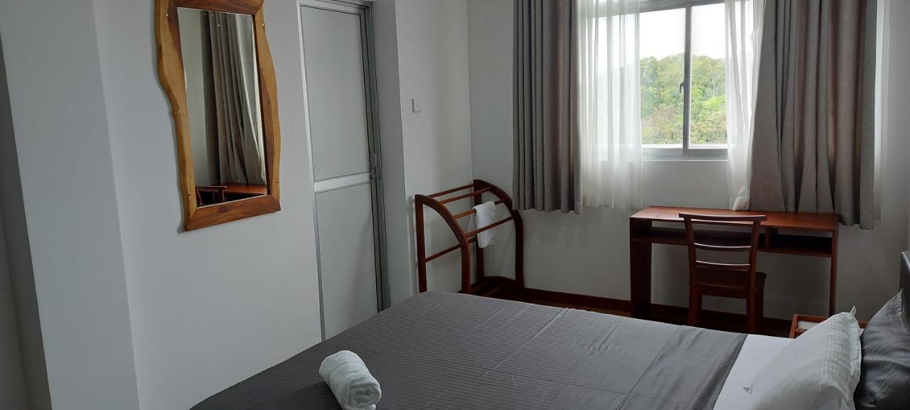Jays Guest - Rajagiriya Colombo Hotel Exterior photo