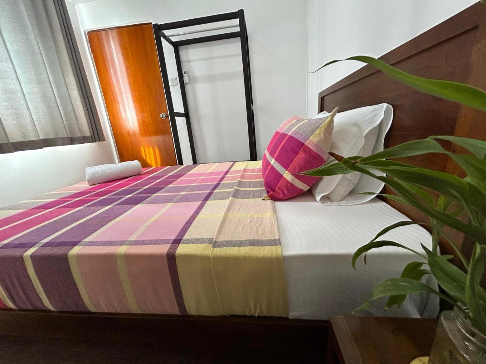 Jays Guest - Rajagiriya Colombo Hotel Room photo